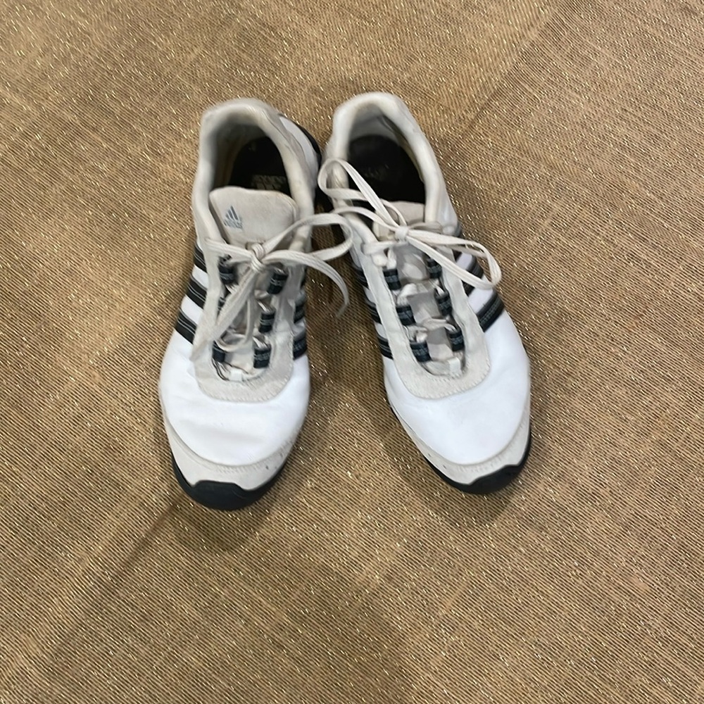 Cool as f@&$$(… vintage Adidas sneakers.